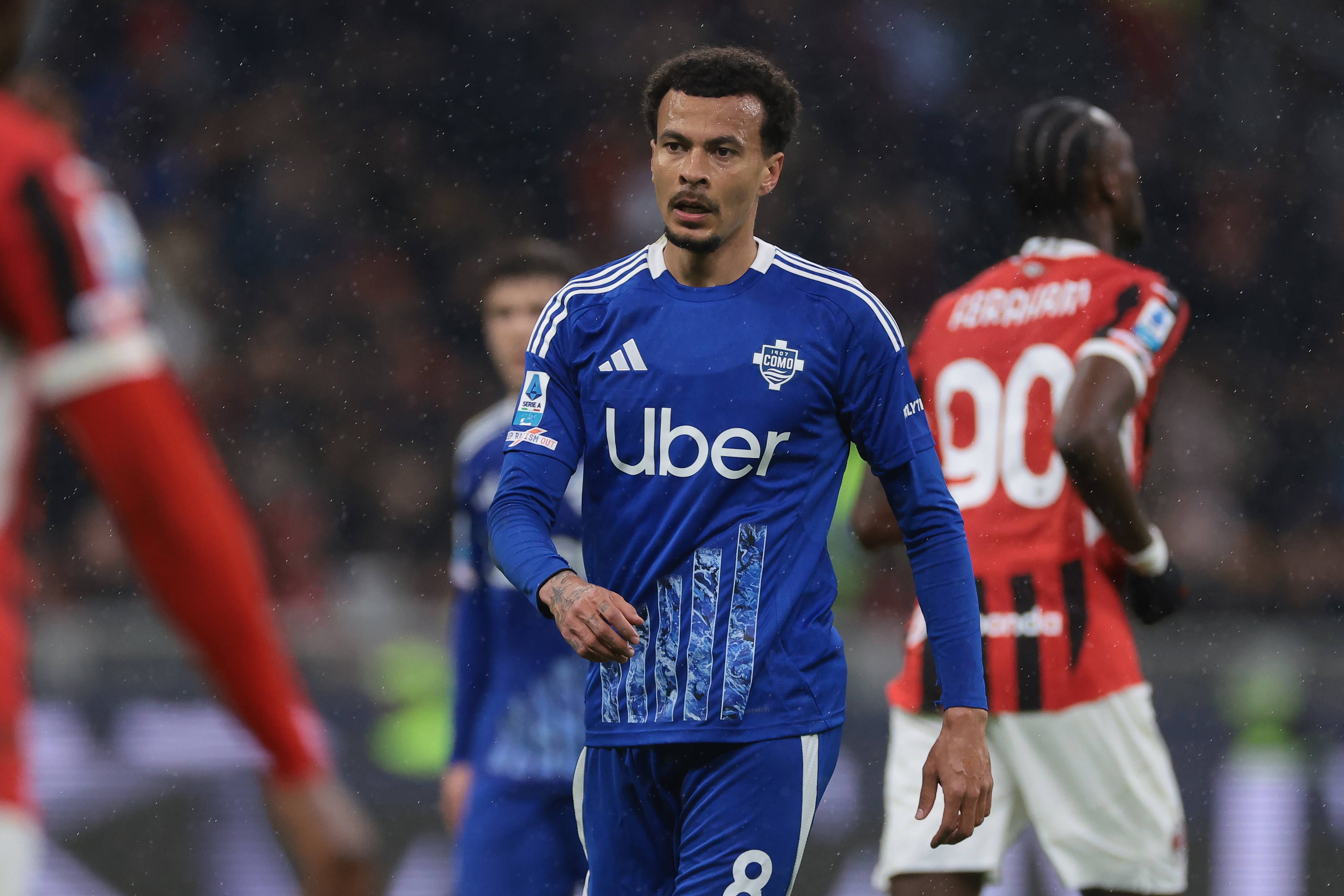 开云APP下载-英媒：29岁阿里回归米尔顿凯恩斯传闻不实，有西班牙球队想签他