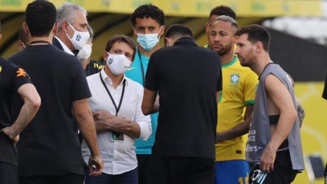 开云娱乐-巴阿战中断该如何收场？阿媒：FIFA可能明年做决定